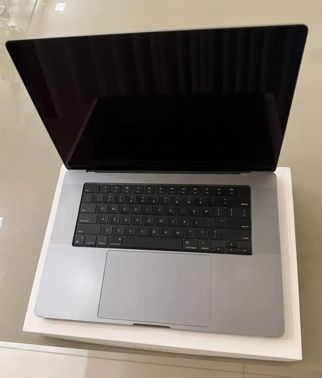MacBook Pro 16