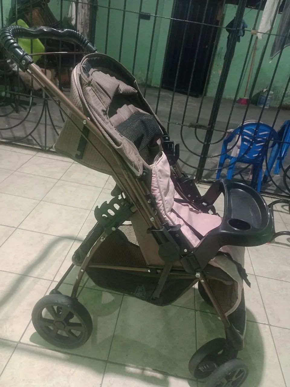 Carrinho de bebê Galzerano, novo.