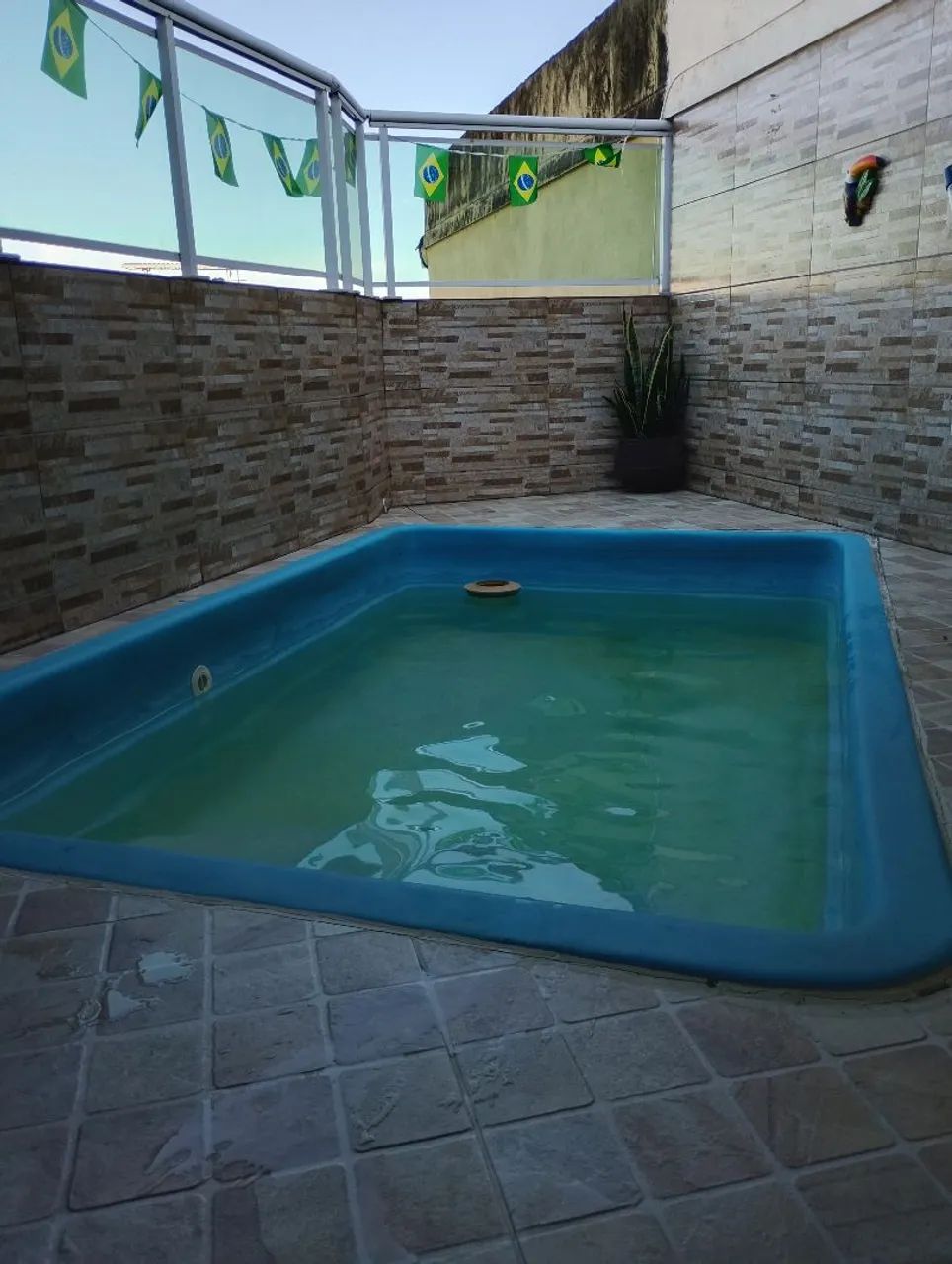 Vendo piscina de 3mil litros  - Foto 2