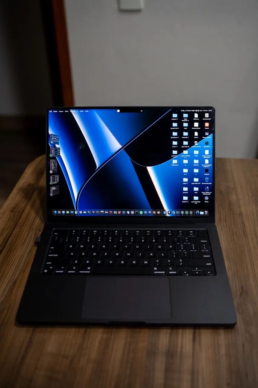 MACBOOK PRO M4 - Foto 5