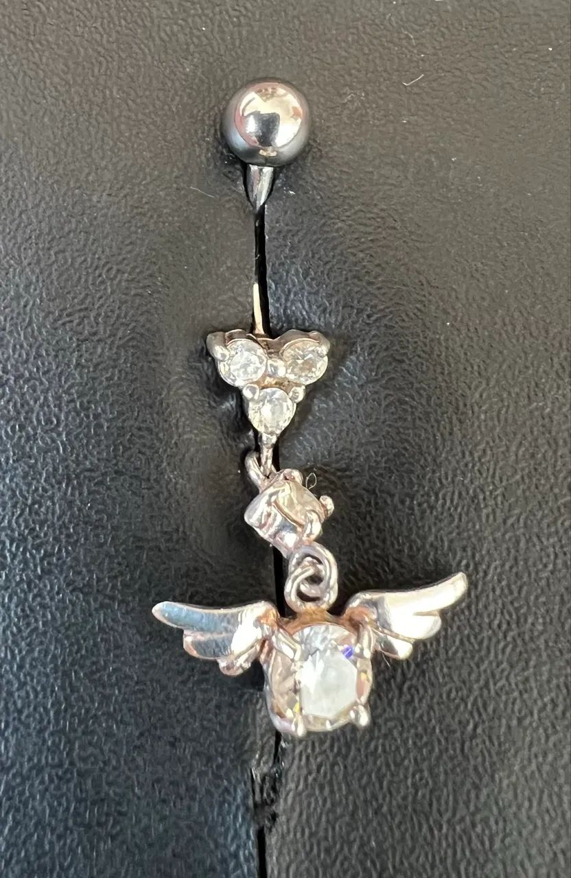 Piercing de umbigo em prata e zircônia com haste em aço cirúrgico 