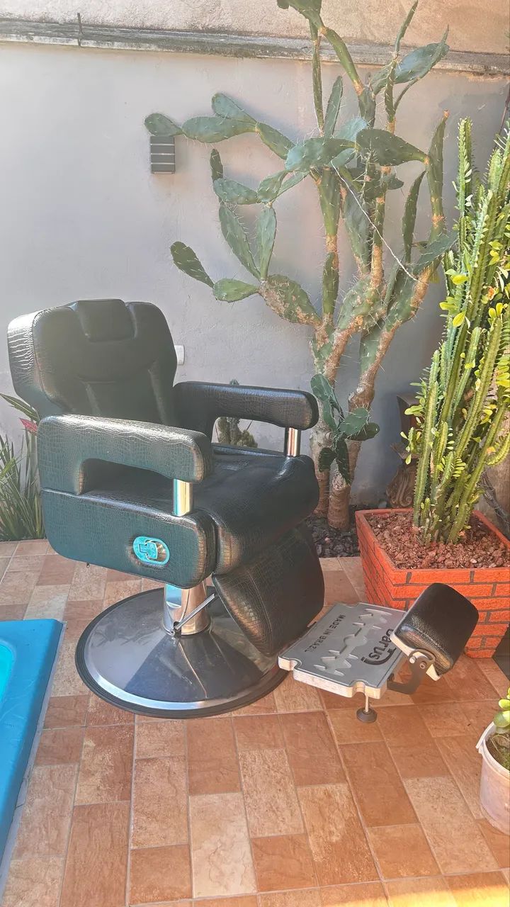 Cadeira Para Barbearia E Salão De Beleza Darus Arizona - Foto 3