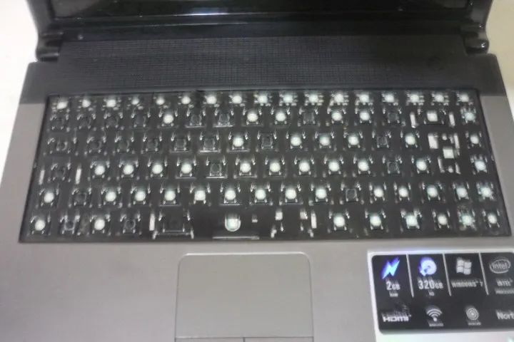 Notebook Cce Info Win No Estado Sem Testar Carcaça - Foto 5