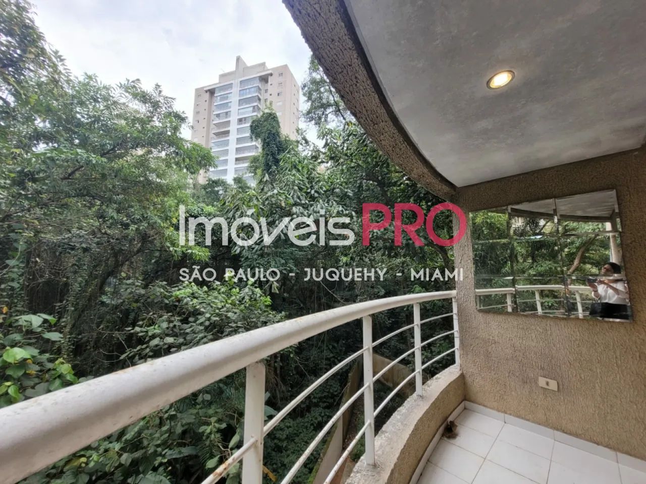 Apartamento 67m² em rua sem saída