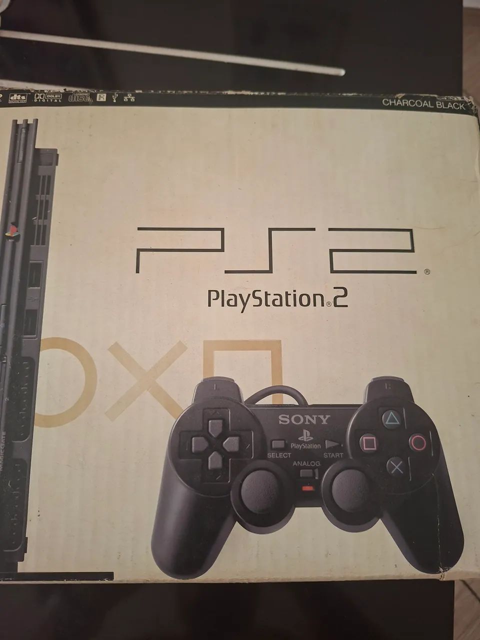 PlayStation 2 - PS2 na caixa.
