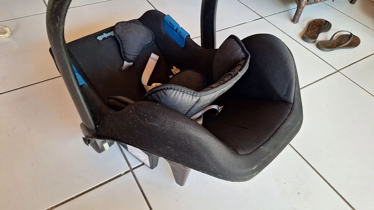 Conjunto Burigotto (carrinho e bebê conforto) - Foto 5