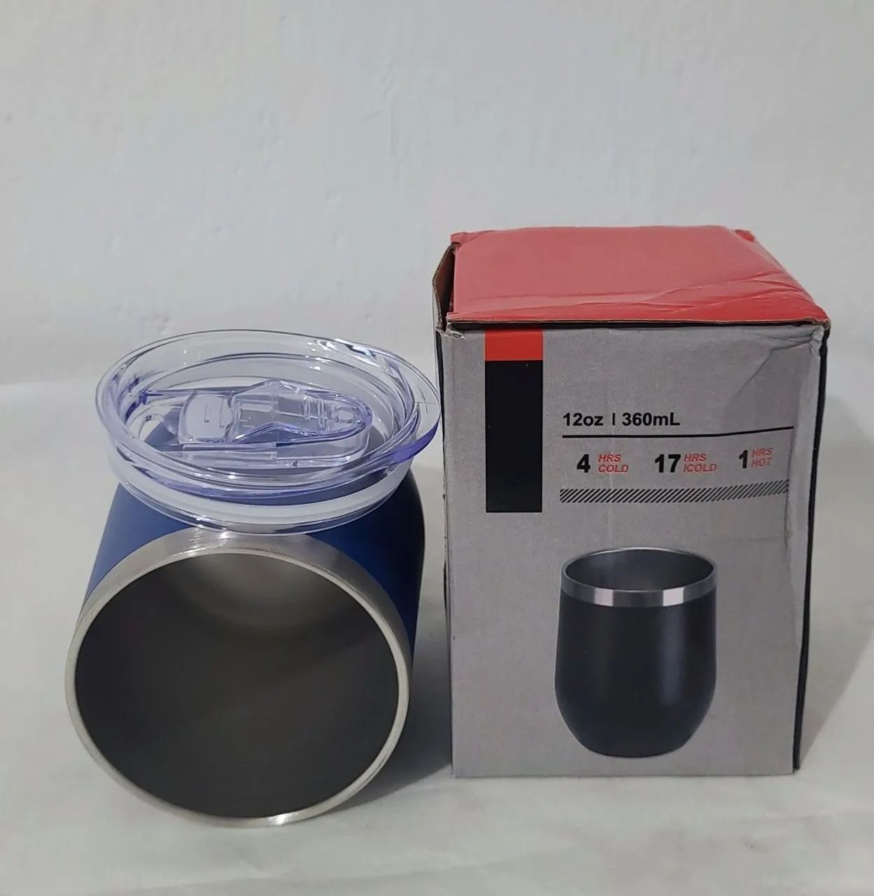 Copo azul marinho com tampa de 360 ml, lindo, novo, confortável.  - Foto 4