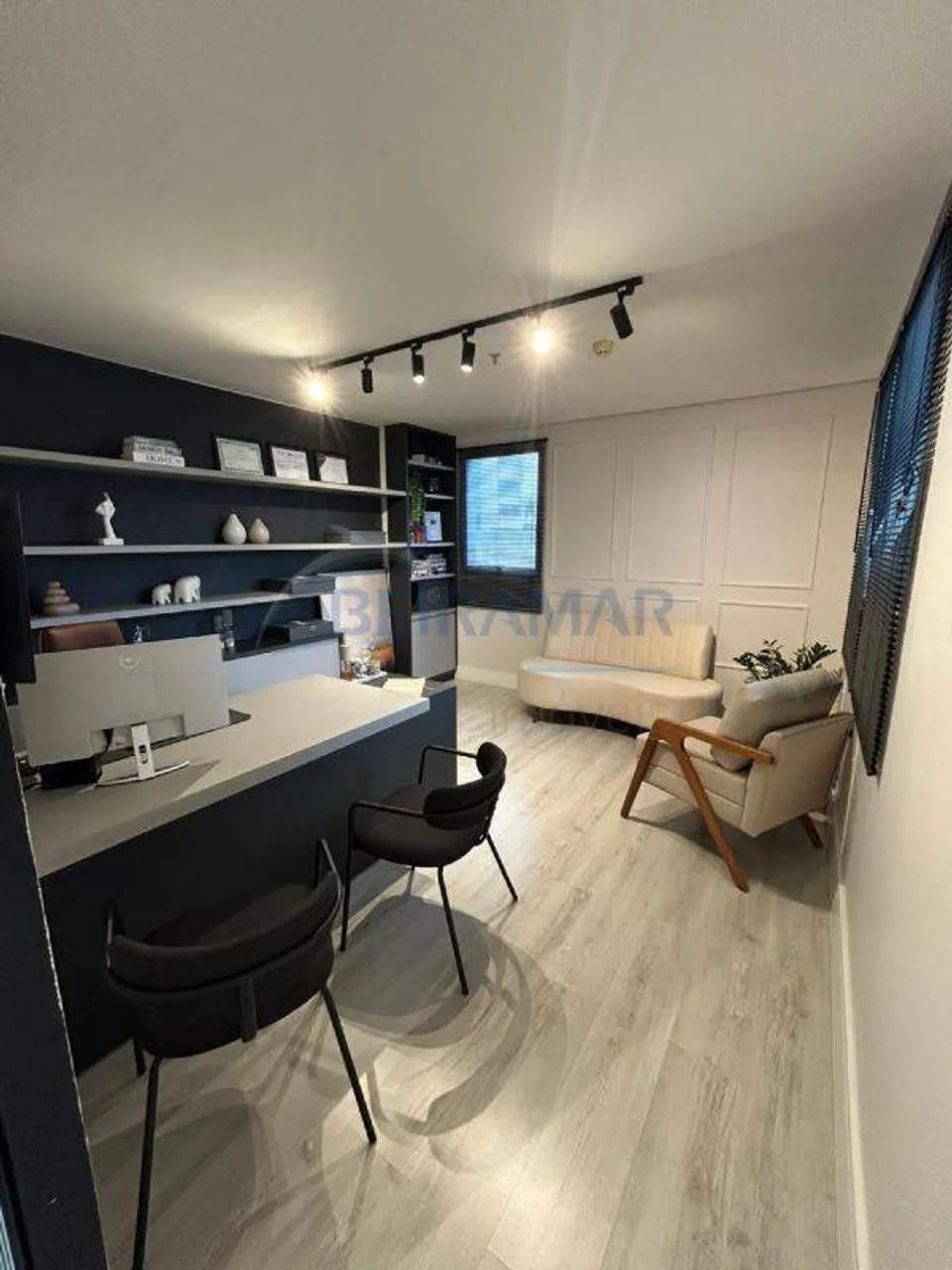 Sala Comercial à Venda com vaga de Garagem no LedOffice  Águas Claras/DF