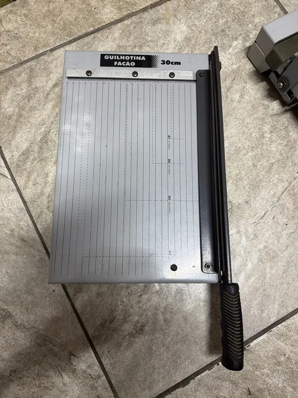Vende se encadernadora 