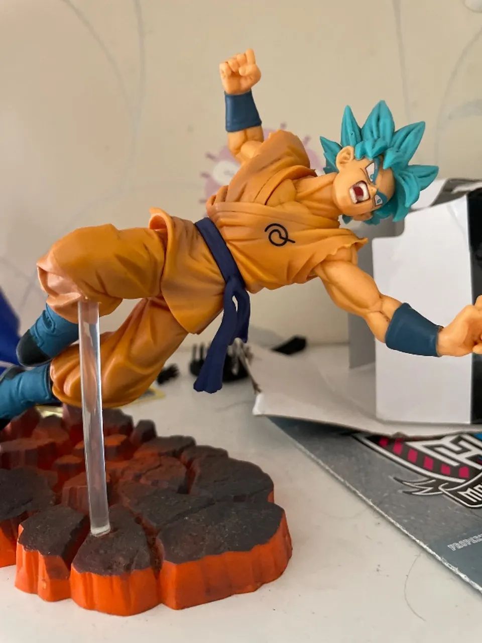 Vendo Action Figure Do Goku Super Saiyajin Azul  - Foto 2