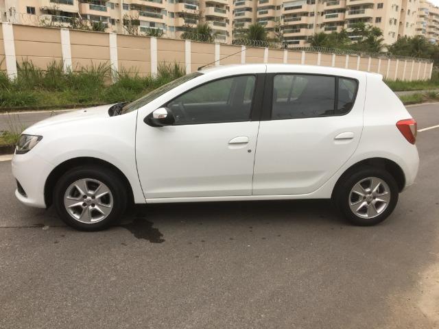 Renault Sandero Dynamique 1.6 Flex Manual 2015 - Foto 10