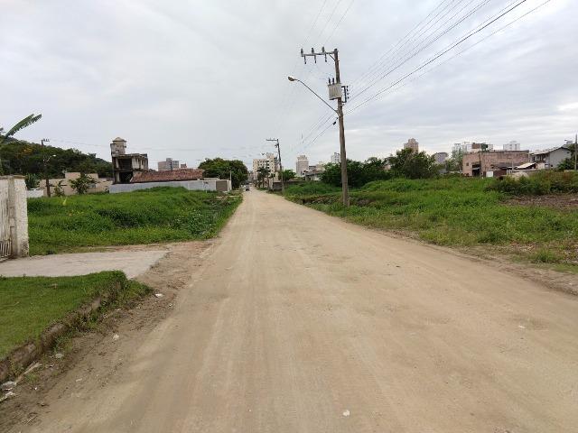 Terreno pronto para construir, rua sera asfaltada!!! Morretes Itapema - Foto 2
