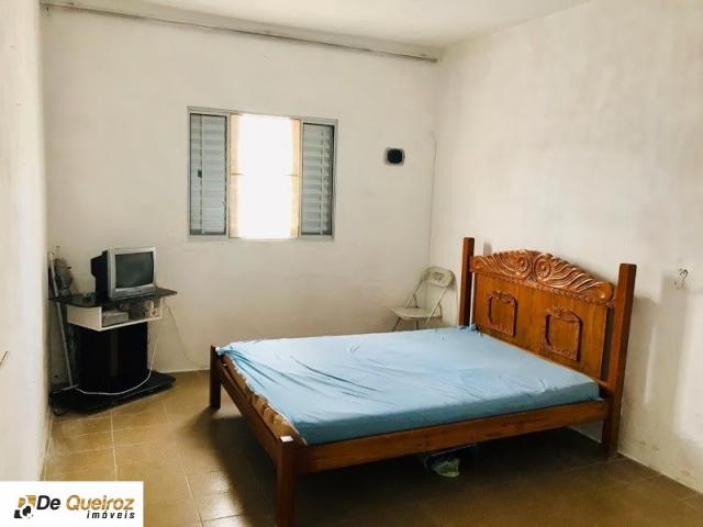 Casa em mongaguá , bairro itaguaí , geminada , lado morro - Foto 5