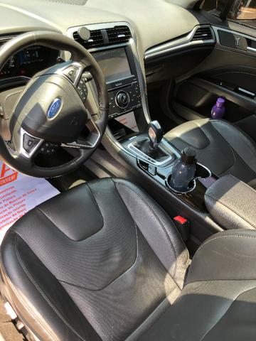 Ford Fusion AWD Titanium 2014/2015 - Foto 12