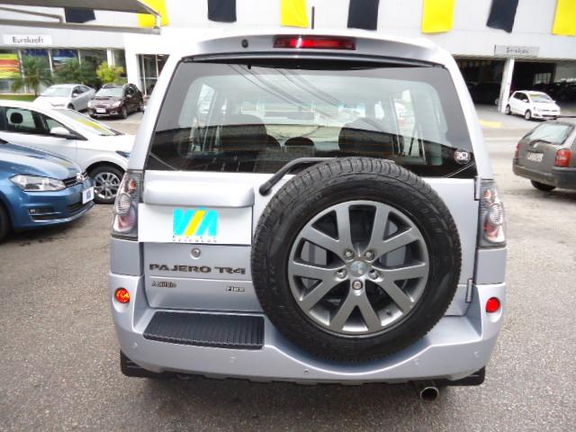Mitsubishi Tr4 2.0 Flex 4x2 2013 - Foto 8