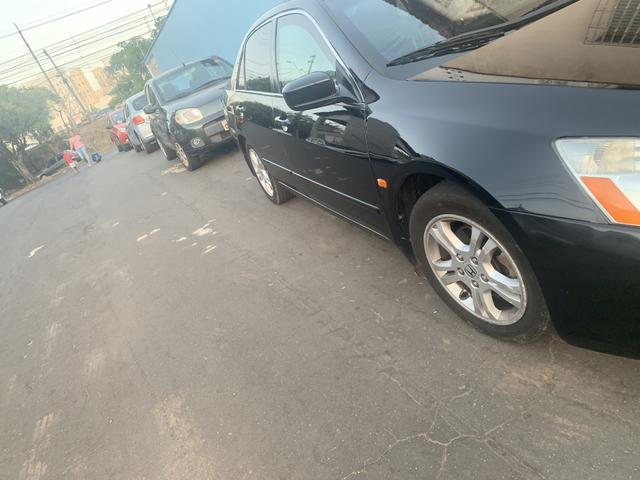 Vendo accord 2.0 lx 16v 4 p automatico