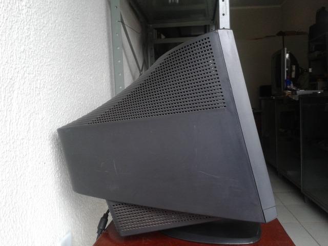 Monitor LG Flatron CRT ez T71OSH - Foto 3