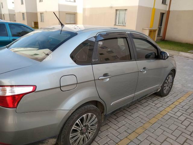 Vendo carro em ótimo estado - Foto 2