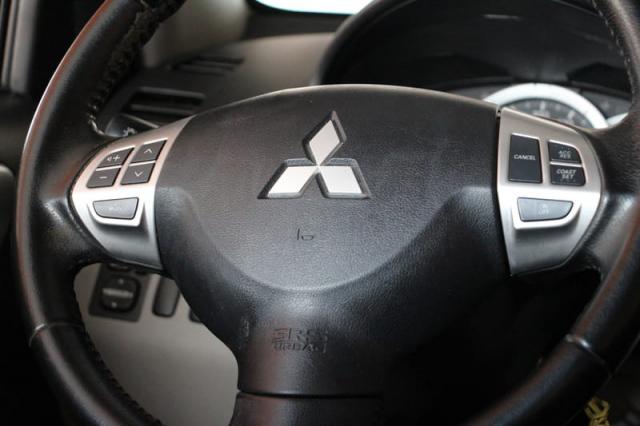 MITSUBISHI PAJERO DAKAR D - Foto 13