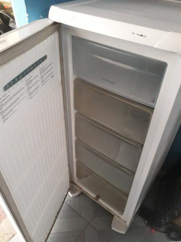 Freezer Electrolux está sem gás