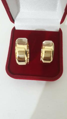 Par aliança moeda Antiga cor de Ouro com garantia 