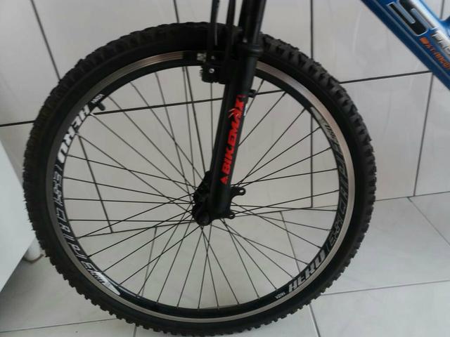 Barbada! bicicleta semi nova aro 26!!! - Foto 4