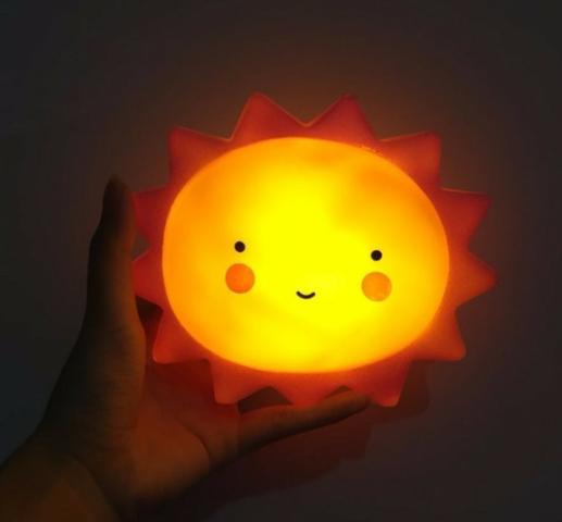 Mini Luminária Abajur Led Infantil Sem Fio Sol