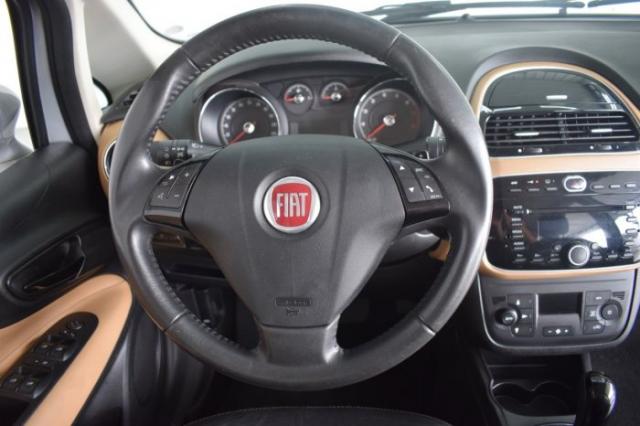 Fiat linea 2015 1.8 absolute 16v flex 4p automatizado - Foto 9