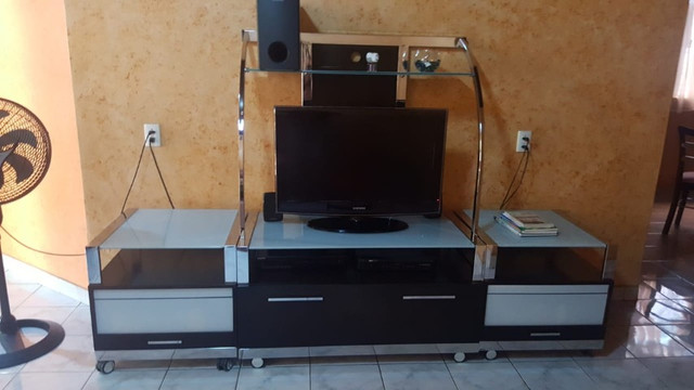 Vendo Rack de vidro para tv