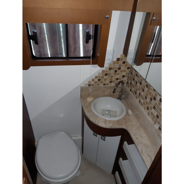 LEANDRO MOTOR HOME VENDE: - Foto 5