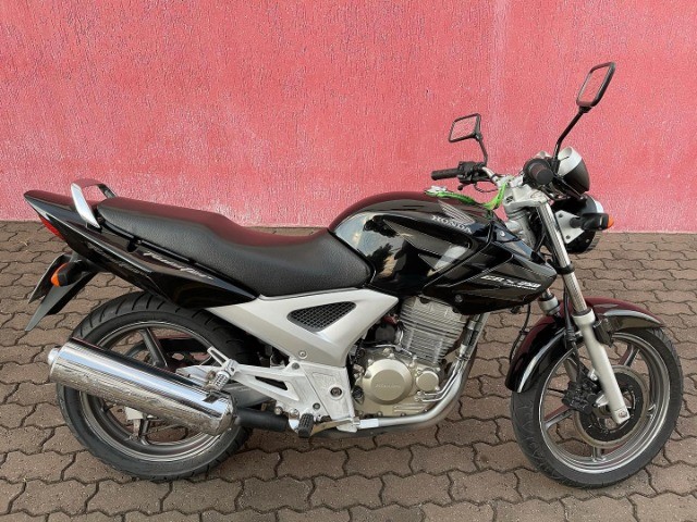 LAMBRETTA MOTOS CBX 250 TWISTER 2008