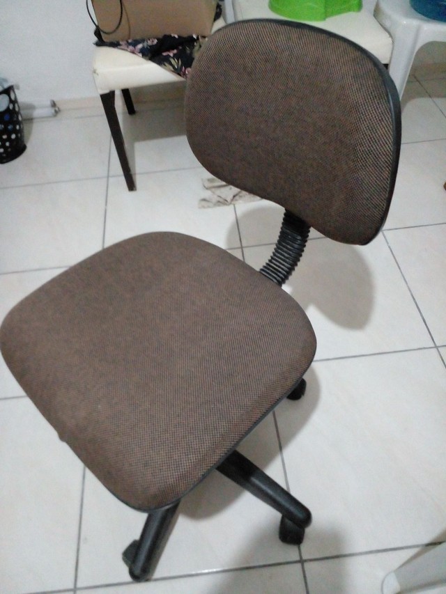 Cadeira nova linda - Foto 2