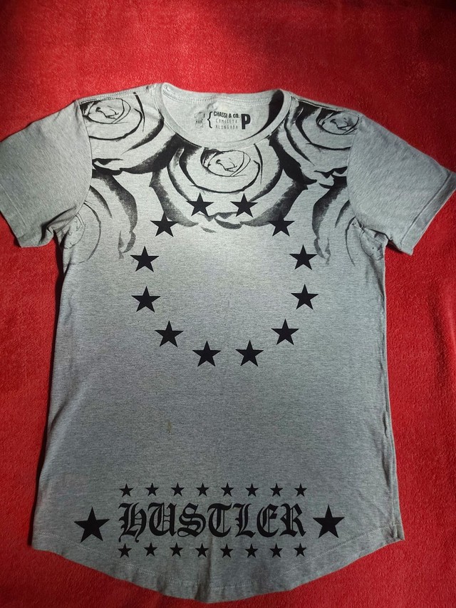 Camiseta Masculina Tamanho P (veste M)<br>