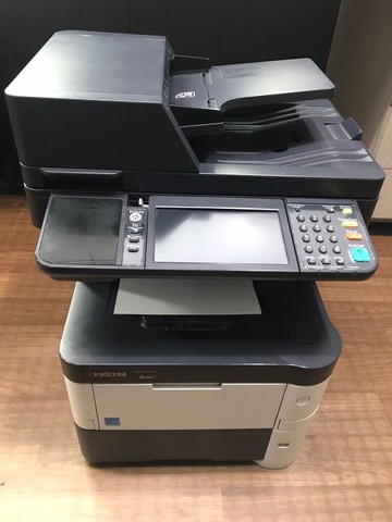Impressora Multifuncional Kyocera 