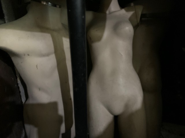 Manequim masculino e feminino 