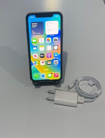 iPhone 11