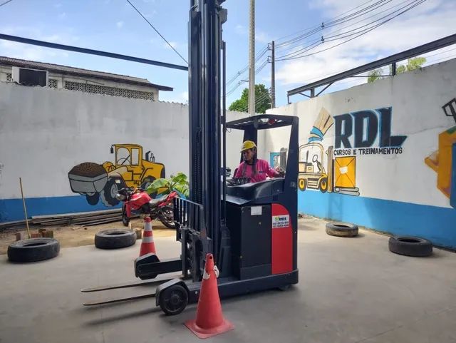 Curso de Operador de  Empilhadeira 3 em 1 - Foto 3