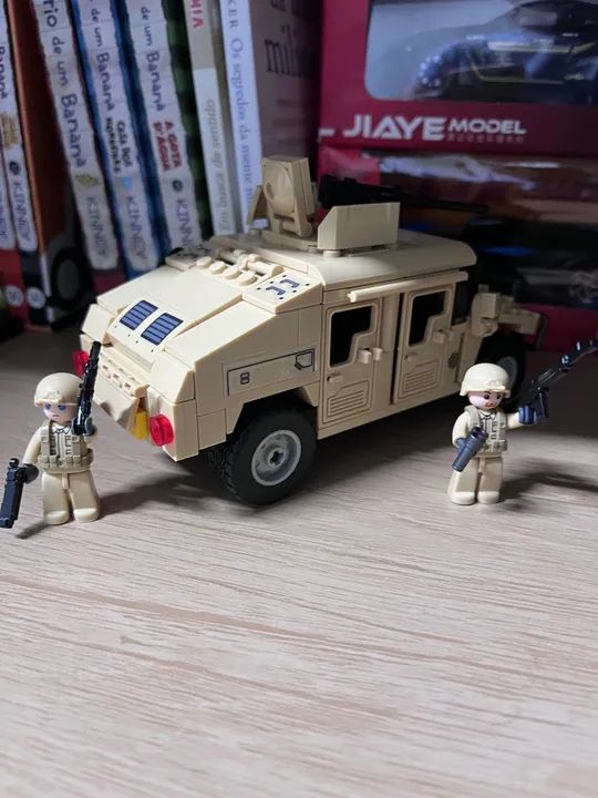 Carro Militar de Lego  - Foto 3