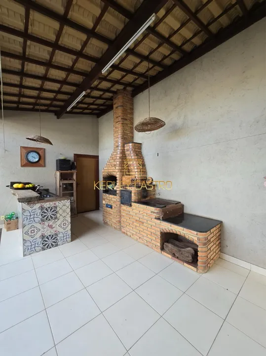 Vendo ótima casa próximo da rua Santa Juliana ( acesse nosso site para mais imóveis)