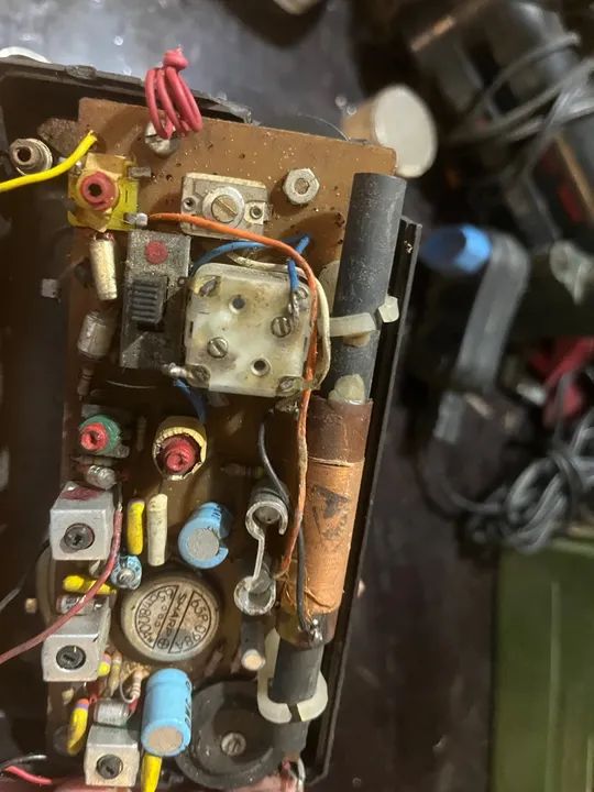 SOM: Antigo radio portátil da marca Nissei peças  - Foto 4