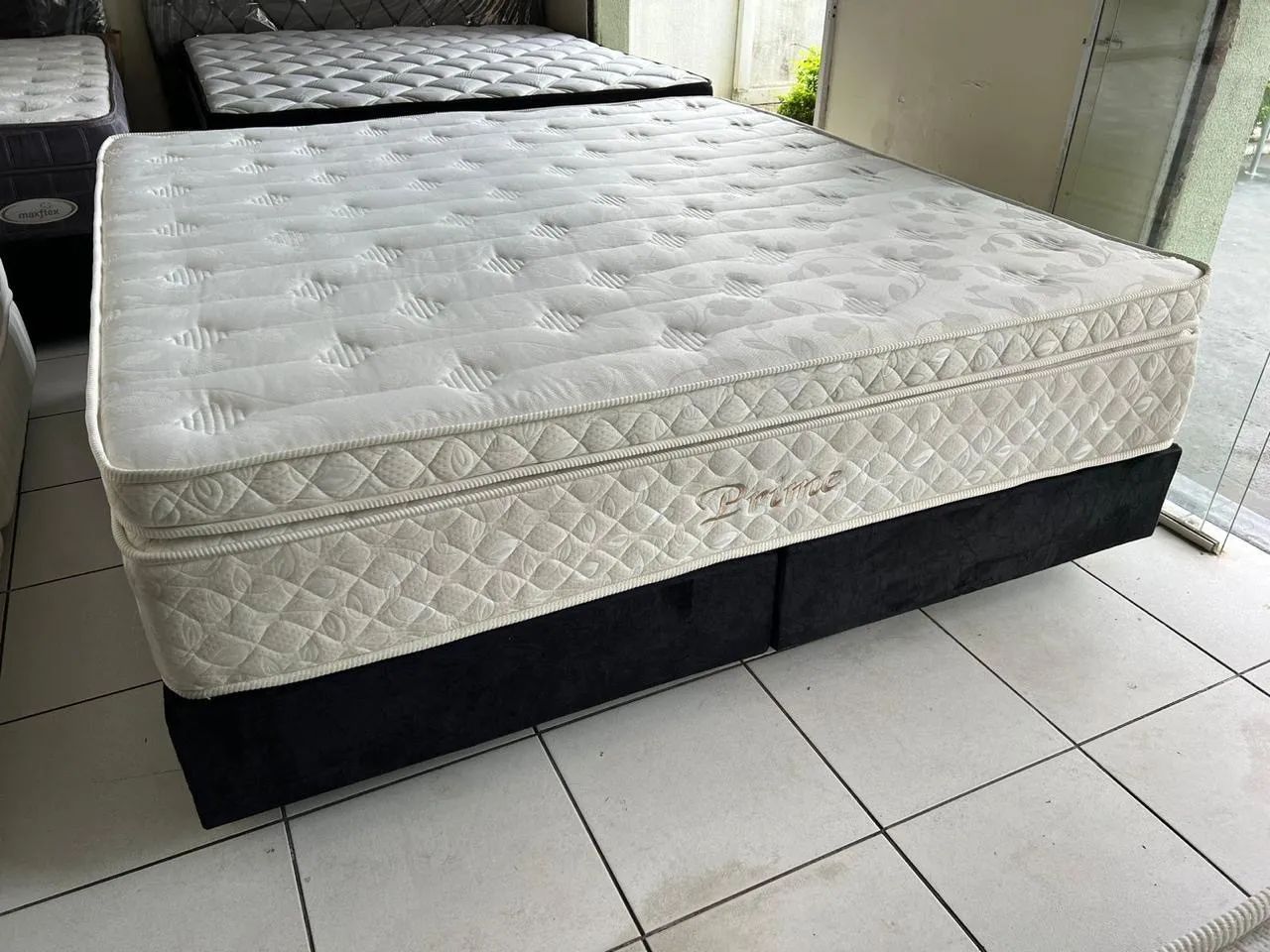 Cama 2,03 x 1,93 Ronconi - Foto 4