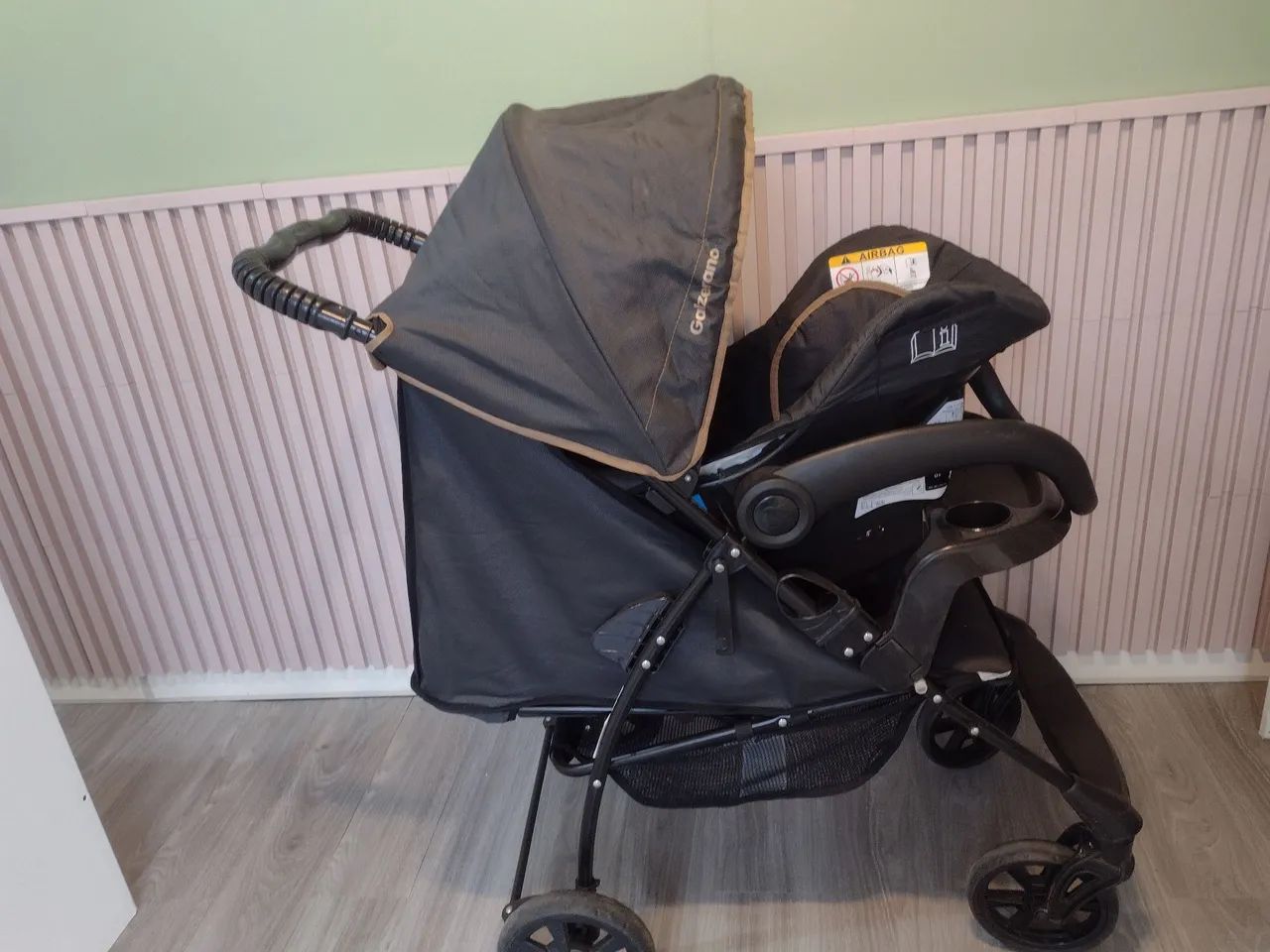 Carrinho de bebê + bebê conforto para carro - Foto 2