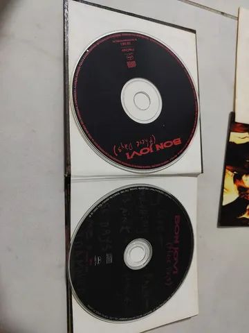 CD DUPLO BON JOVI THESE DAYS RARO SÓ VENDA NÃO TROCO POR NADA  - Foto 3