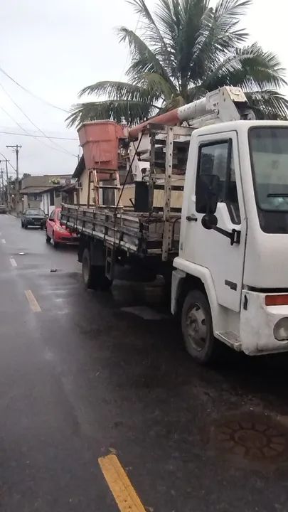 Caminhão Agrale 8.500 E-mec com Cesto Aéreo Guiton 10,5  - Foto 6