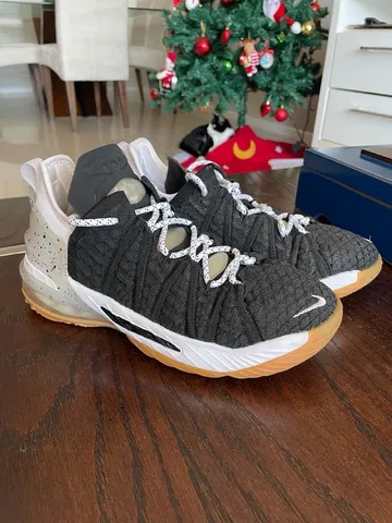 Lebron 18 deals christmas for sale