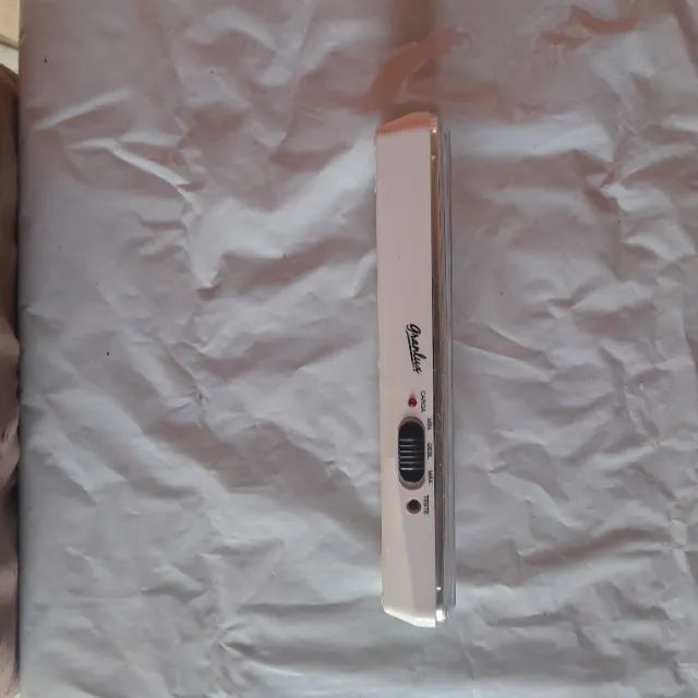 Luminária de Emergência LED - Foto 3