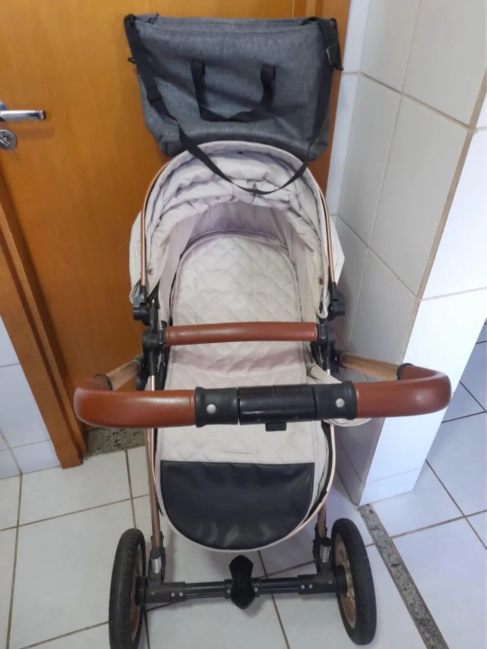 Carrinho de passeio de bebê  - Foto 2