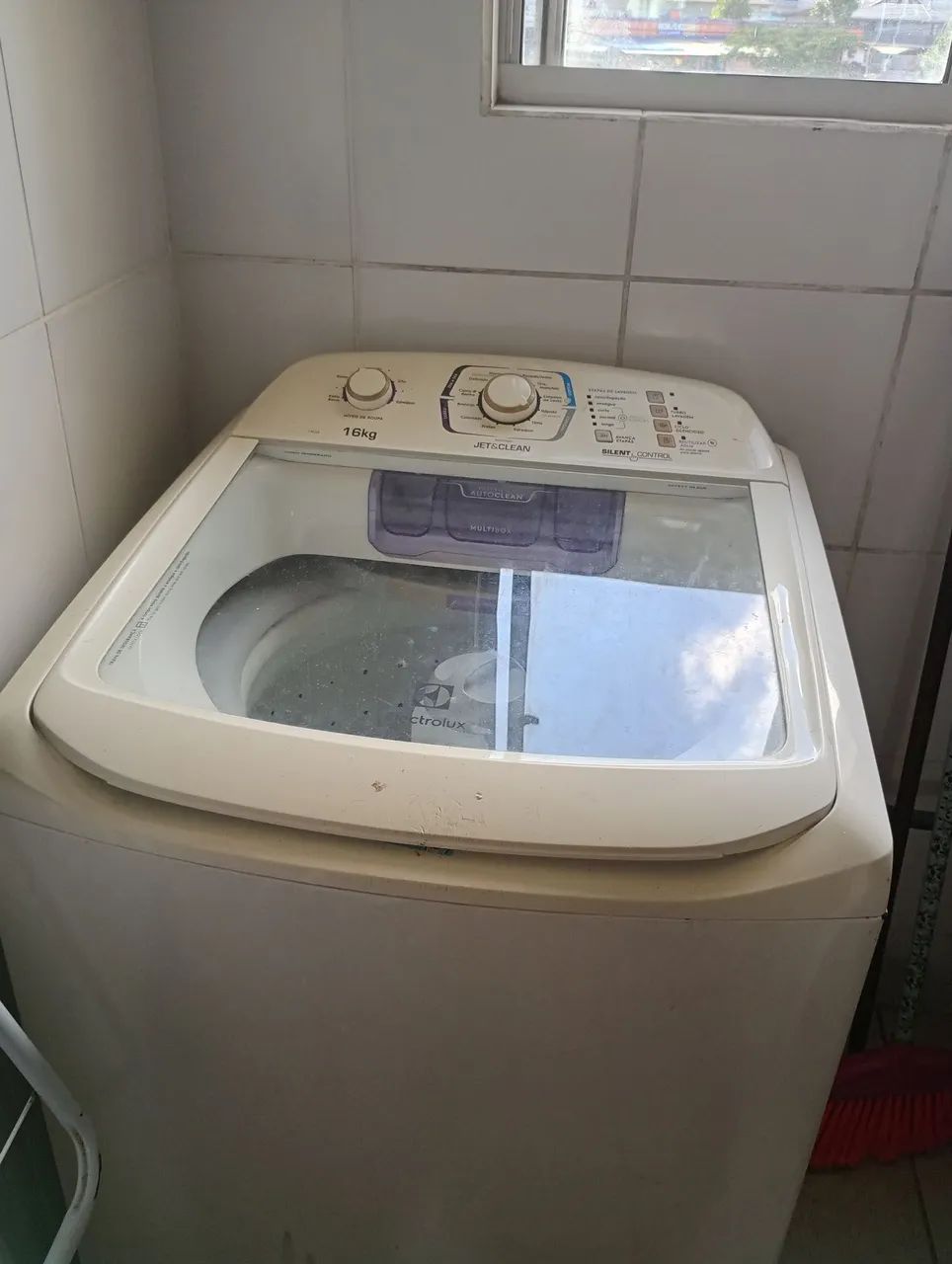 Máquina de Lavar Roupa Electrolux 16kg Jet&Clean - Foto 2