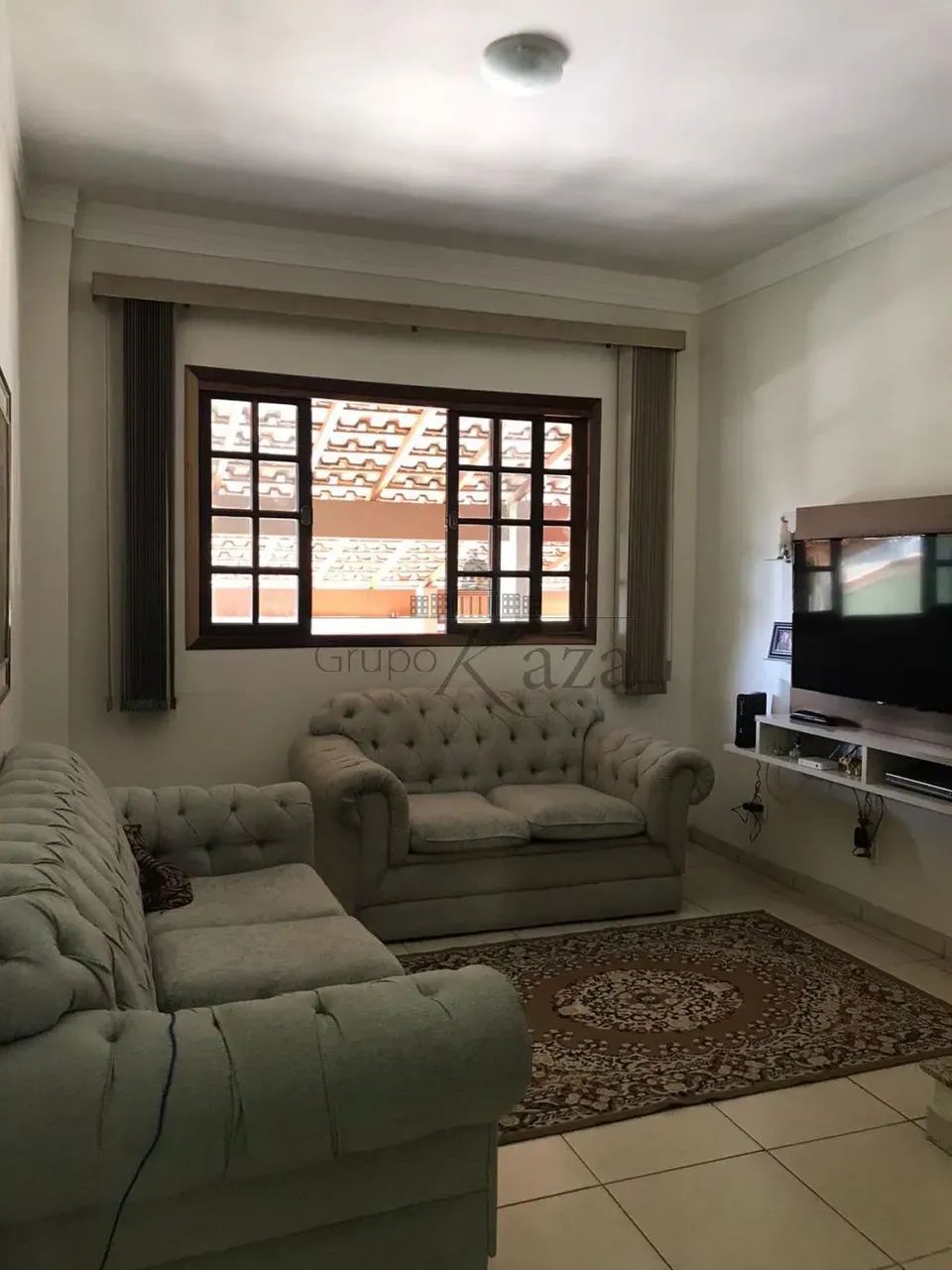 Casa - Jardim Alvorada - 3 Dormitórios - 150m².