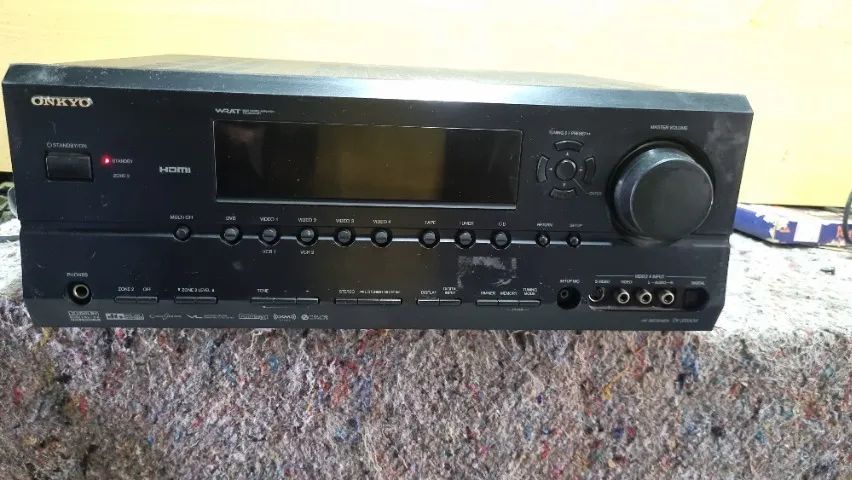 Receiver  Onkyo TX SR604 de 7.1 canais  com defeito sem controle remoto  - Foto 3